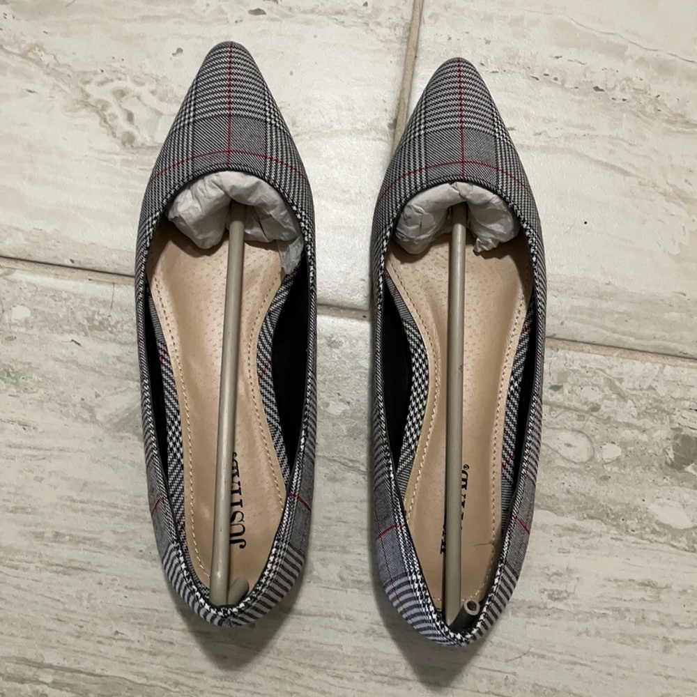 JustFab flats